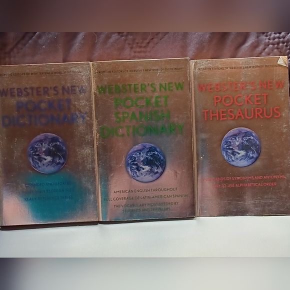 Webster 3 book set dictionaries - Picture 4 of 4